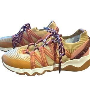Madewell MWL Women’s 9.5 Tan and Mauve  Sneakers